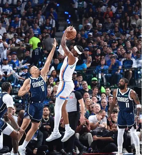  费德勒在独行侠比赛中比分优势明显，问鼎冠军引发热议！-ky开元真人在线